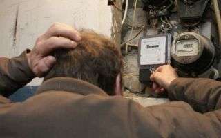 Штрафы за электроэнергию мимо счетчика: последствия установки магнита на электросчетчик